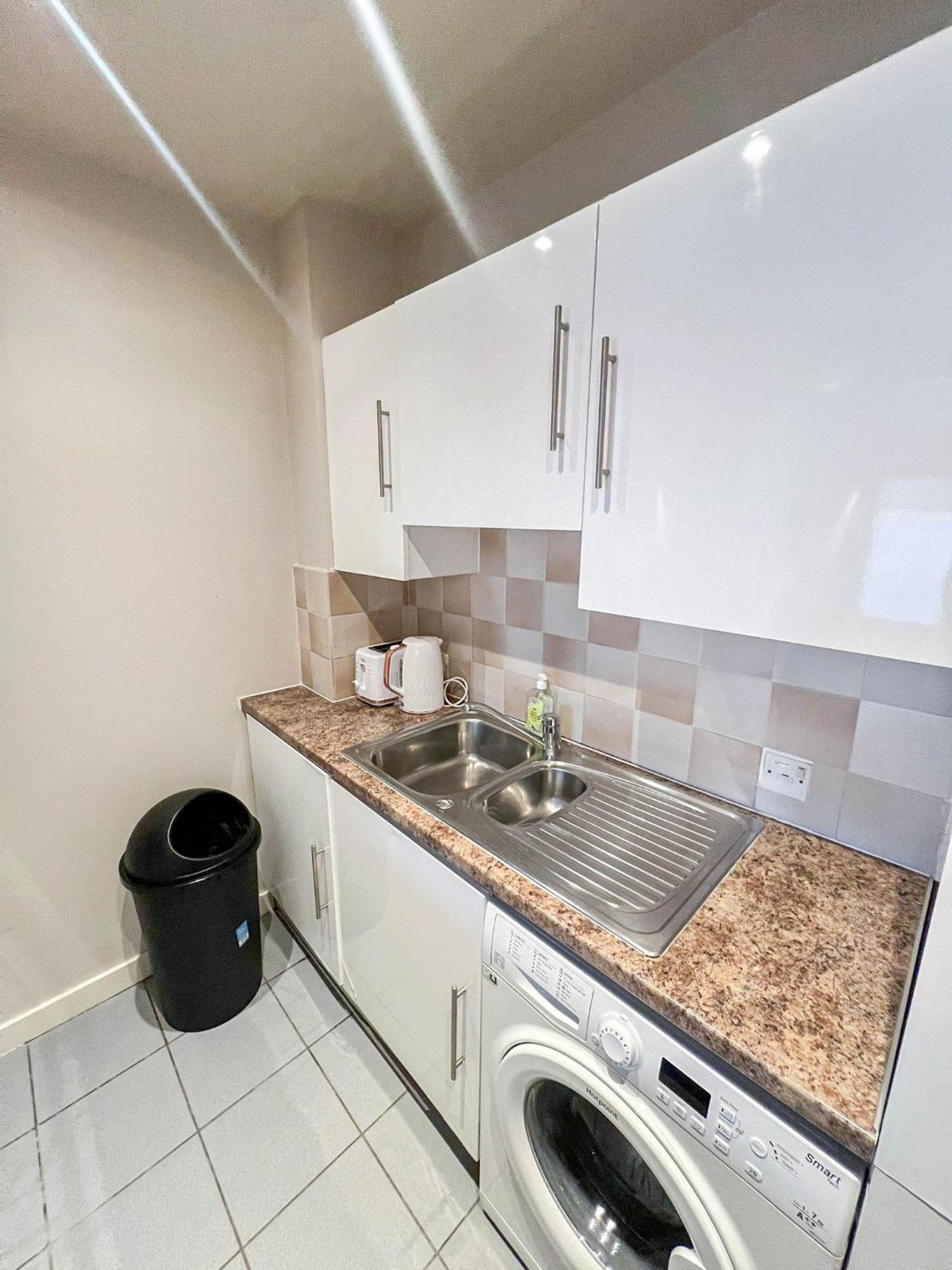 Stunning 1-bedroom Flat In Canary Wharf Free Parking Near Museum * London