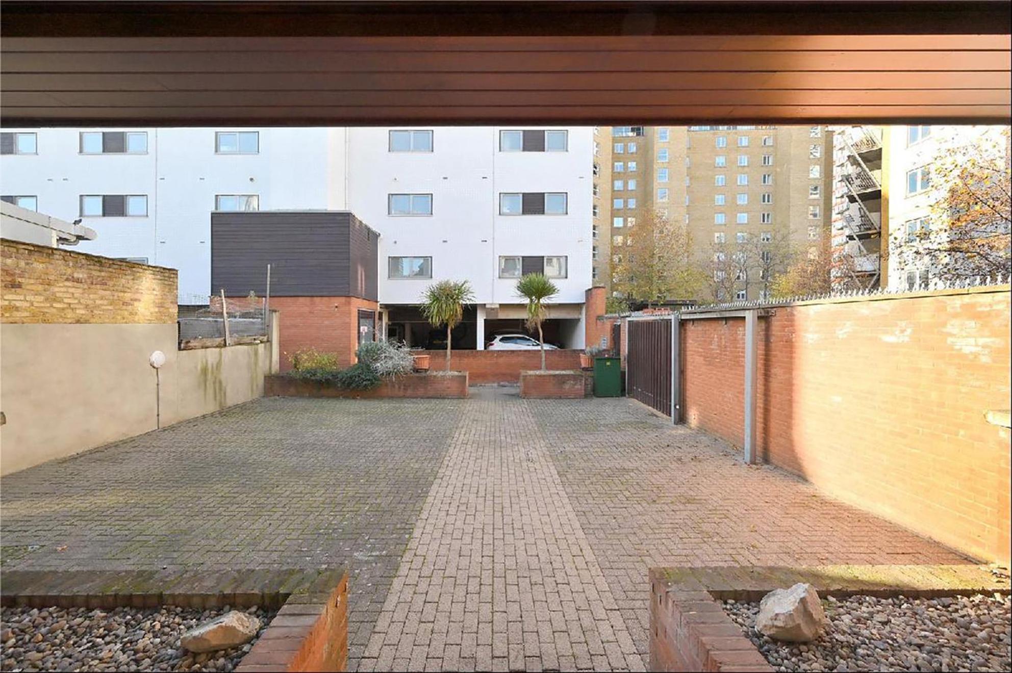 Stunning 1-bedroom Flat In Canary Wharf Free Parking Near Museum London
