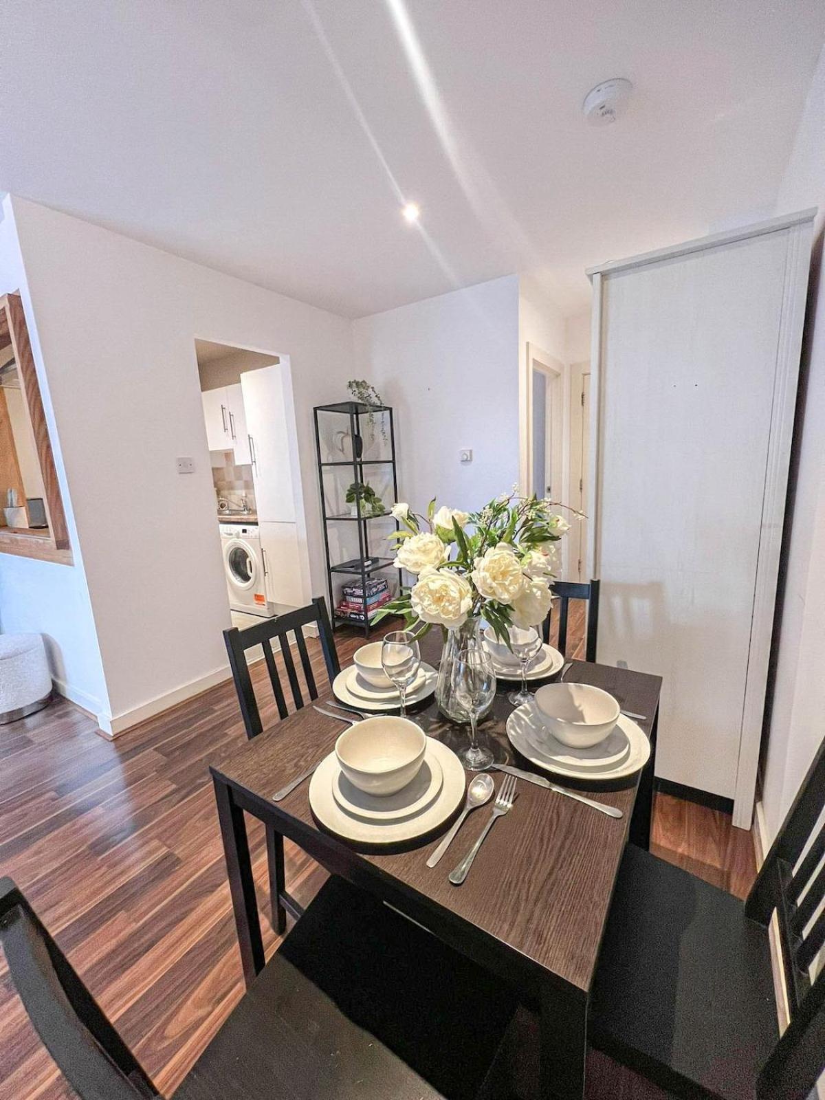 Stunning 1-bedroom Flat In Canary Wharf Free Parking Near Museum * London
