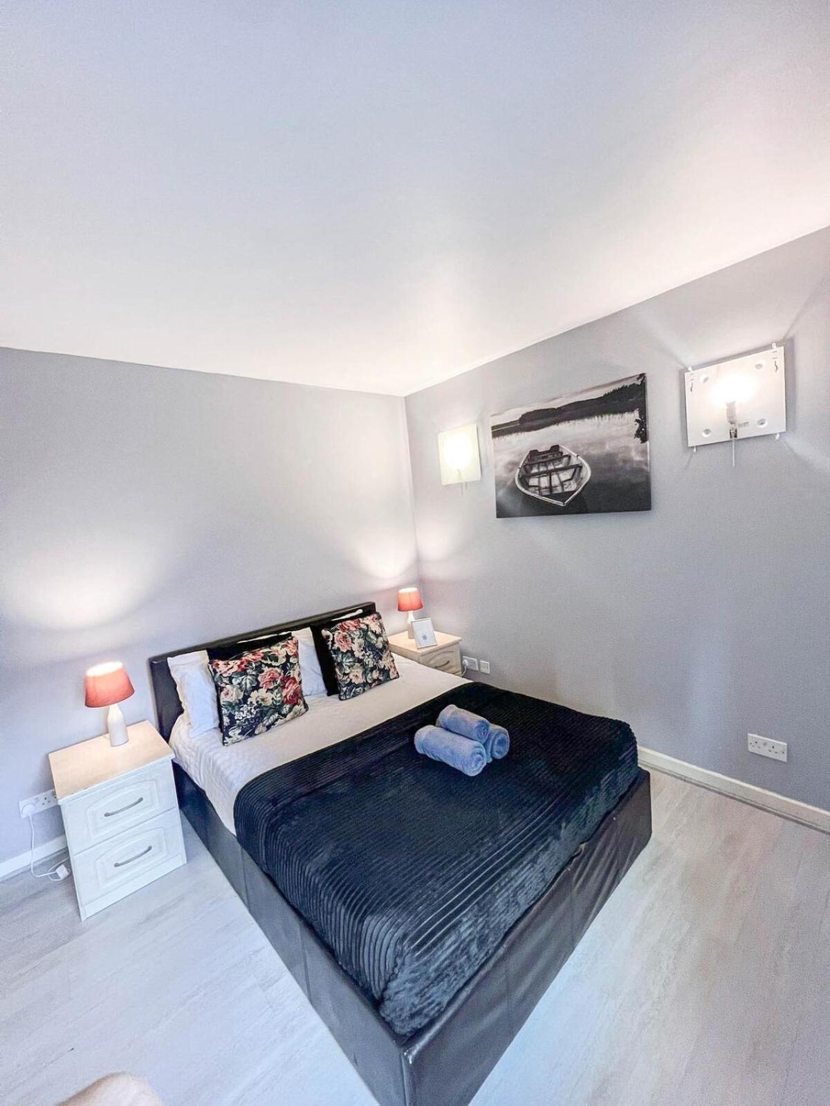 Stunning 1-bedroom Flat In Canary Wharf Free Parking Near Museum Apartment