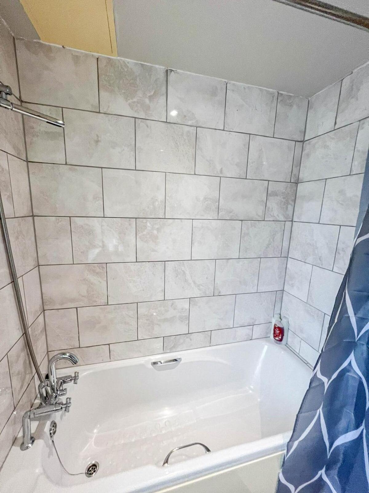 Apartment Stunning 1-bedroom Flat In Canary Wharf Free Parking Near Museum London