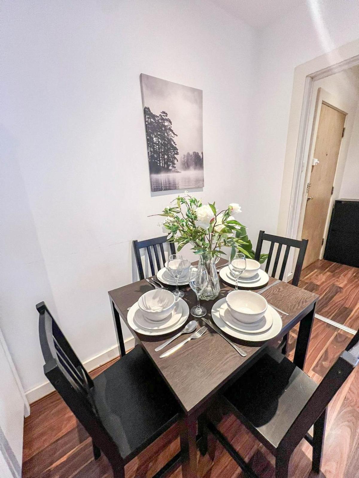 Stunning 1-bedroom Flat In Canary Wharf Free Parking Near Museum * London