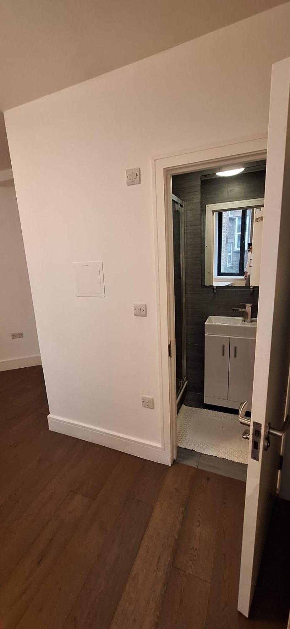Cozy En-suite In In Shared Flat Homestay