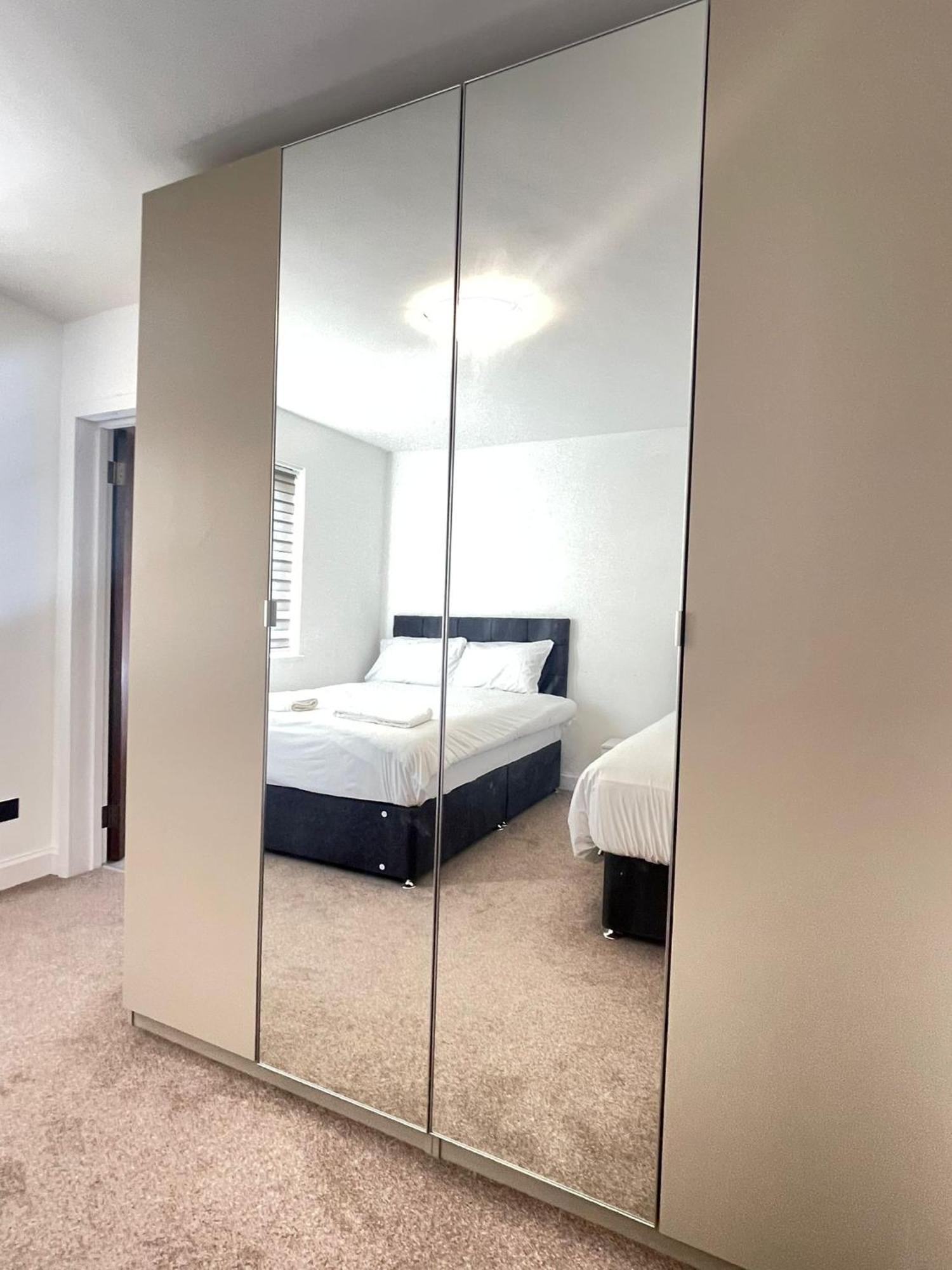 3 Bedroom Flat Marylebone Apartment