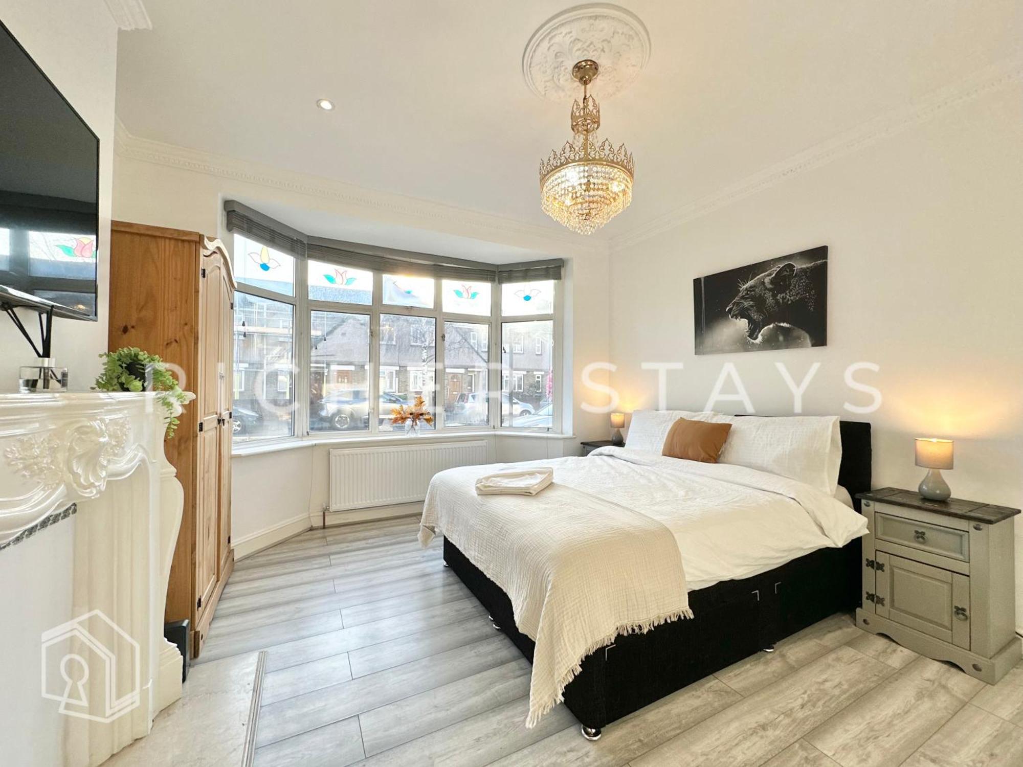 Modern 1-2 Bedroom East Ldn Flat With Private Garden Apartment