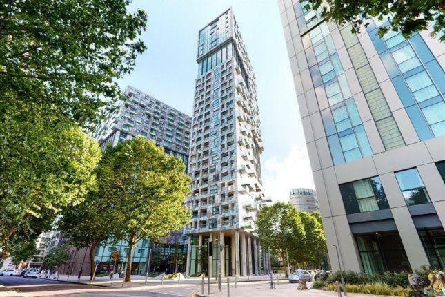 Modern 2bed Canary Wharf Great Transport Links - Perfect For Long Apartment London