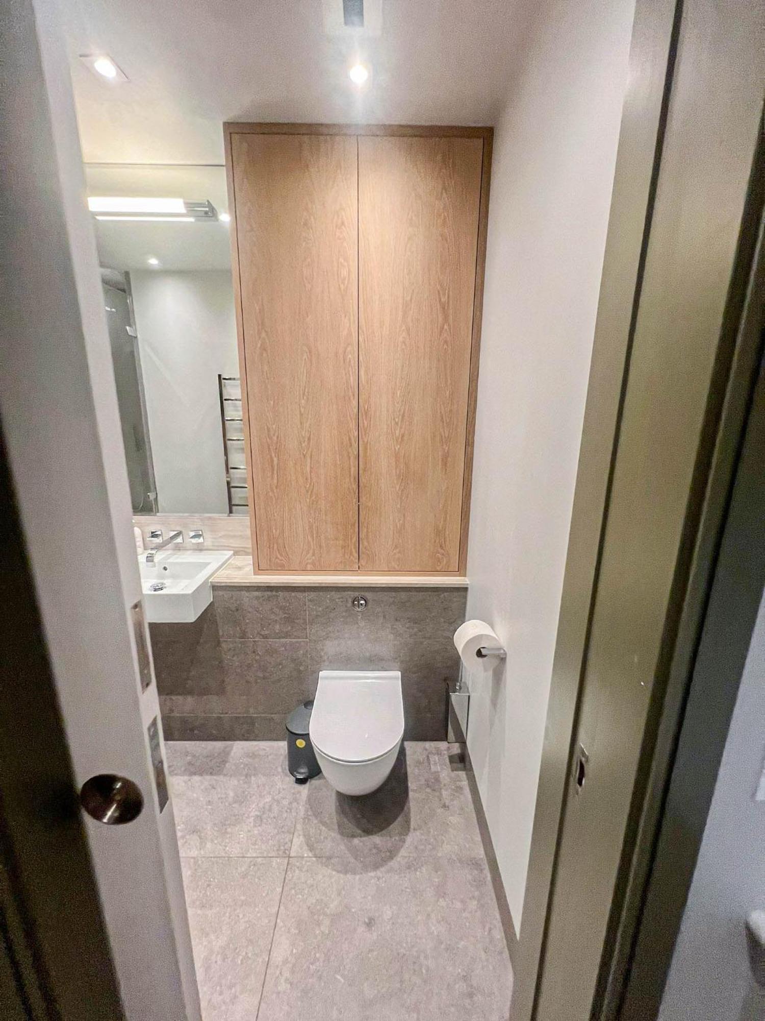 Apartment Luxurious 3-bedroom & 3 Bathroom Flat With Indoor Fireplace And Patio In Mayfair