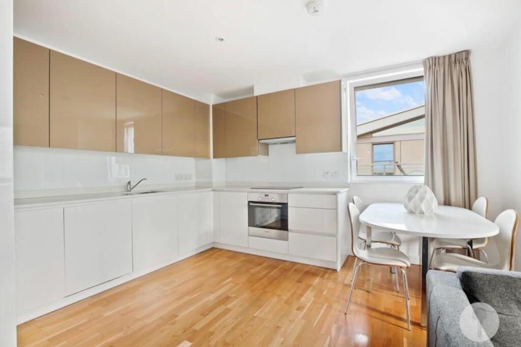 Apartamento Modern 3 Bedroom - Olympic Park - E20 Stratford