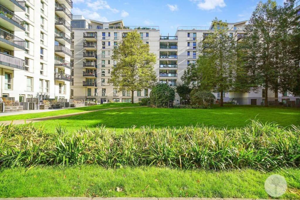 Apartamento Modern 3 Bedroom - Olympic Park - E20 Stratford Londres