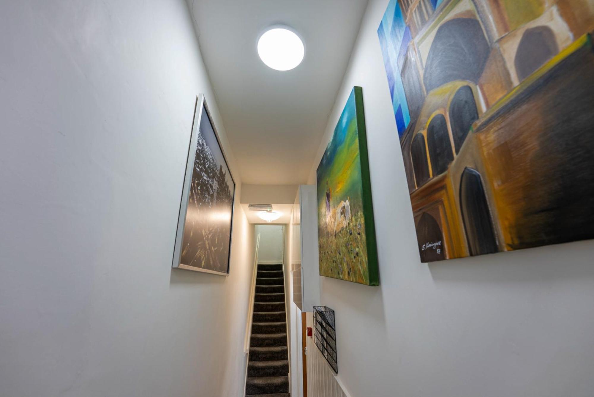 Apartment Home-like 1-br Flat In Victoria *