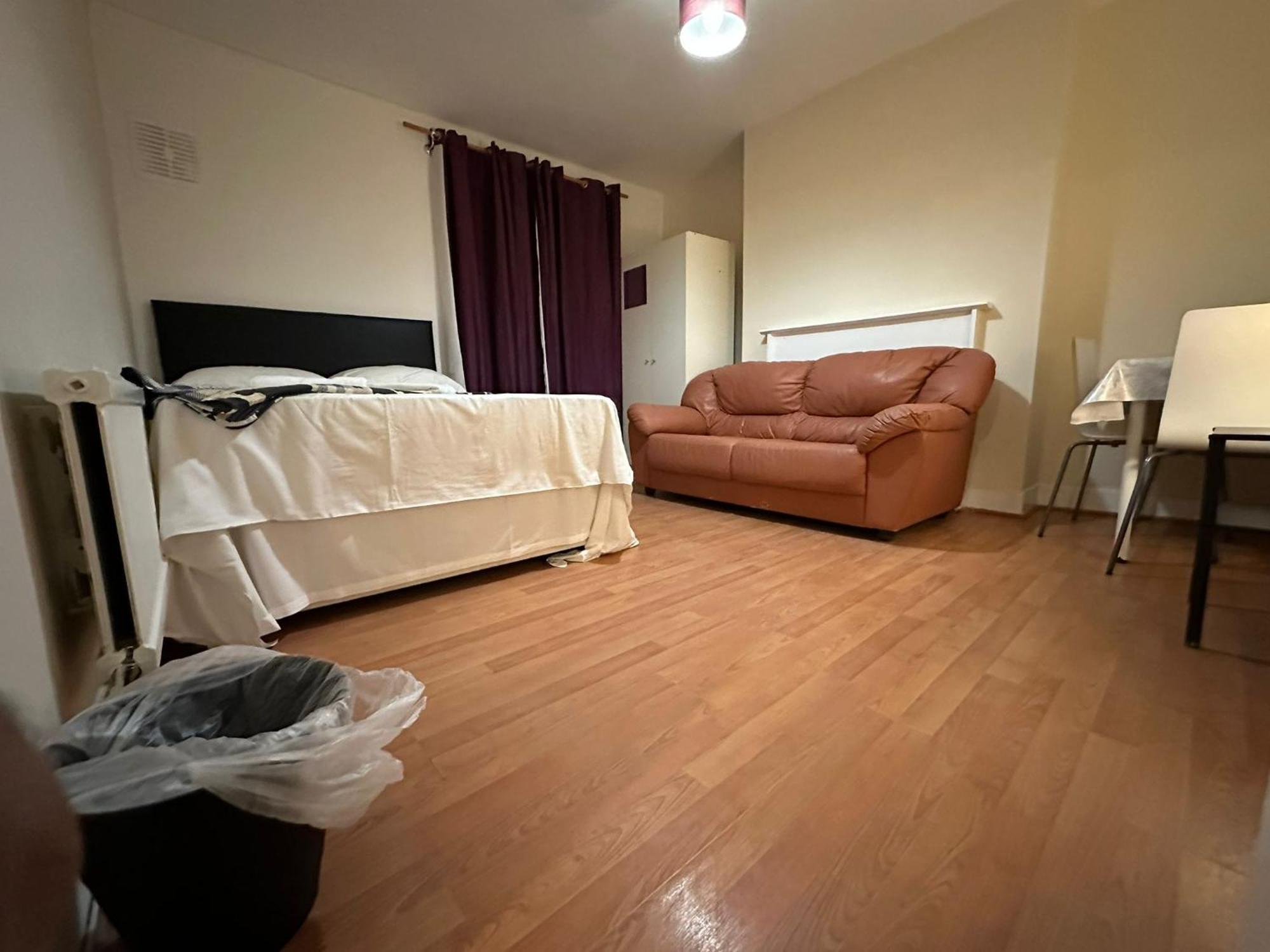 Apartment In Tower Bridge Minutes Walk From Bethnal Green, Free Wifi London
