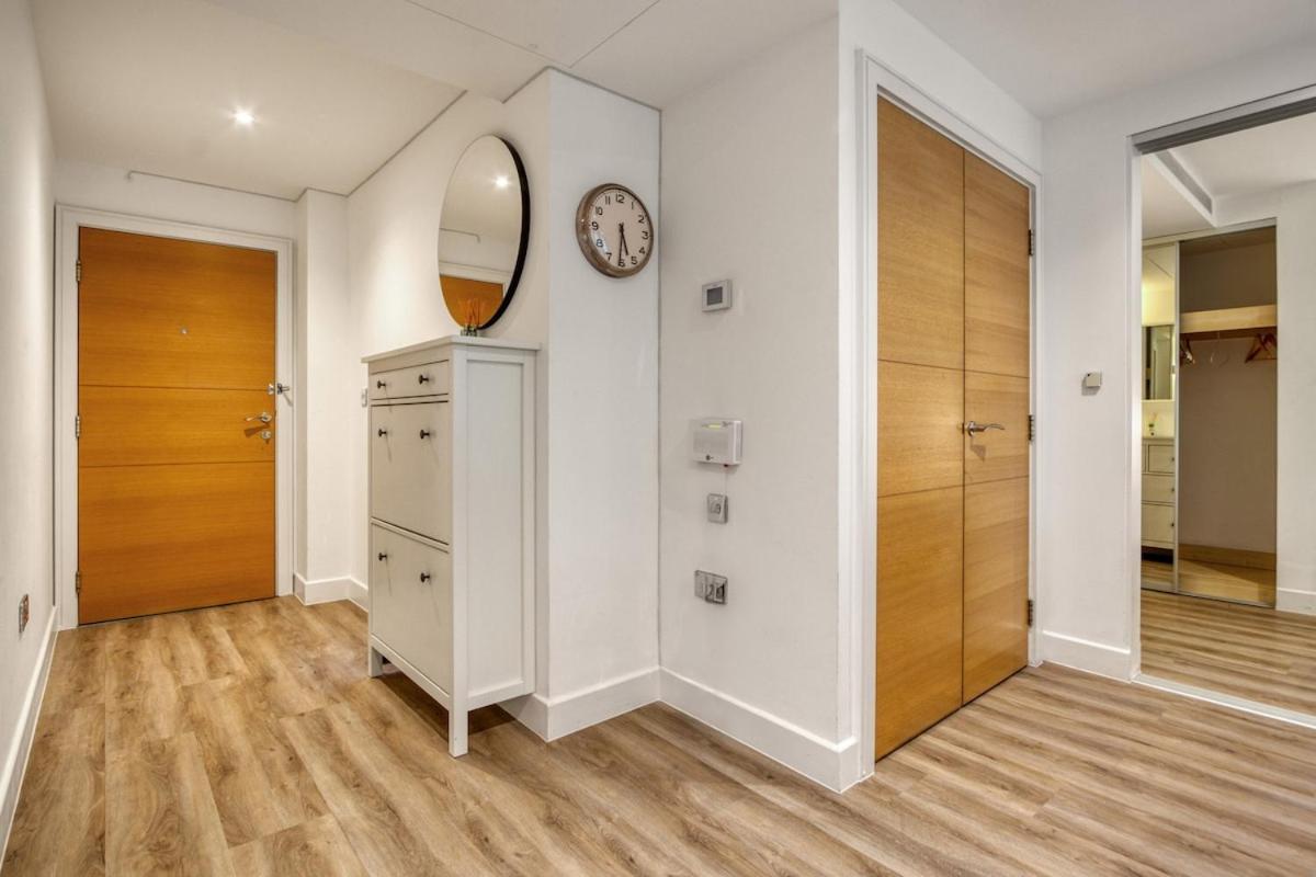 Charming 1 Bed With Ac Next To Vauxhall Station- Zone 1 Apartment London