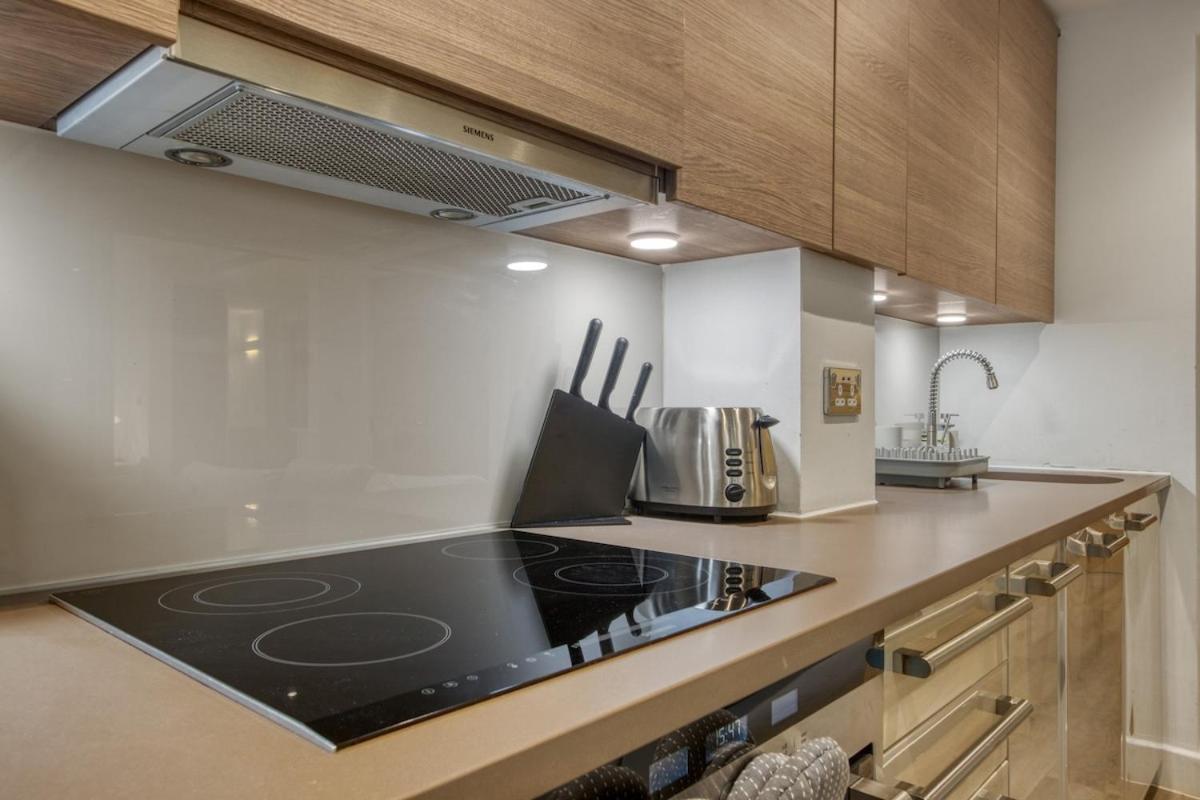 Charming 1 Bed With Ac Next To Vauxhall Station- Zone 1 London
