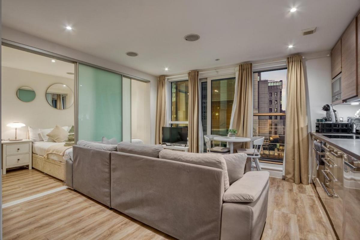 Apartment Charming 1 Bed With Ac Next To Vauxhall Station- Zone 1 *