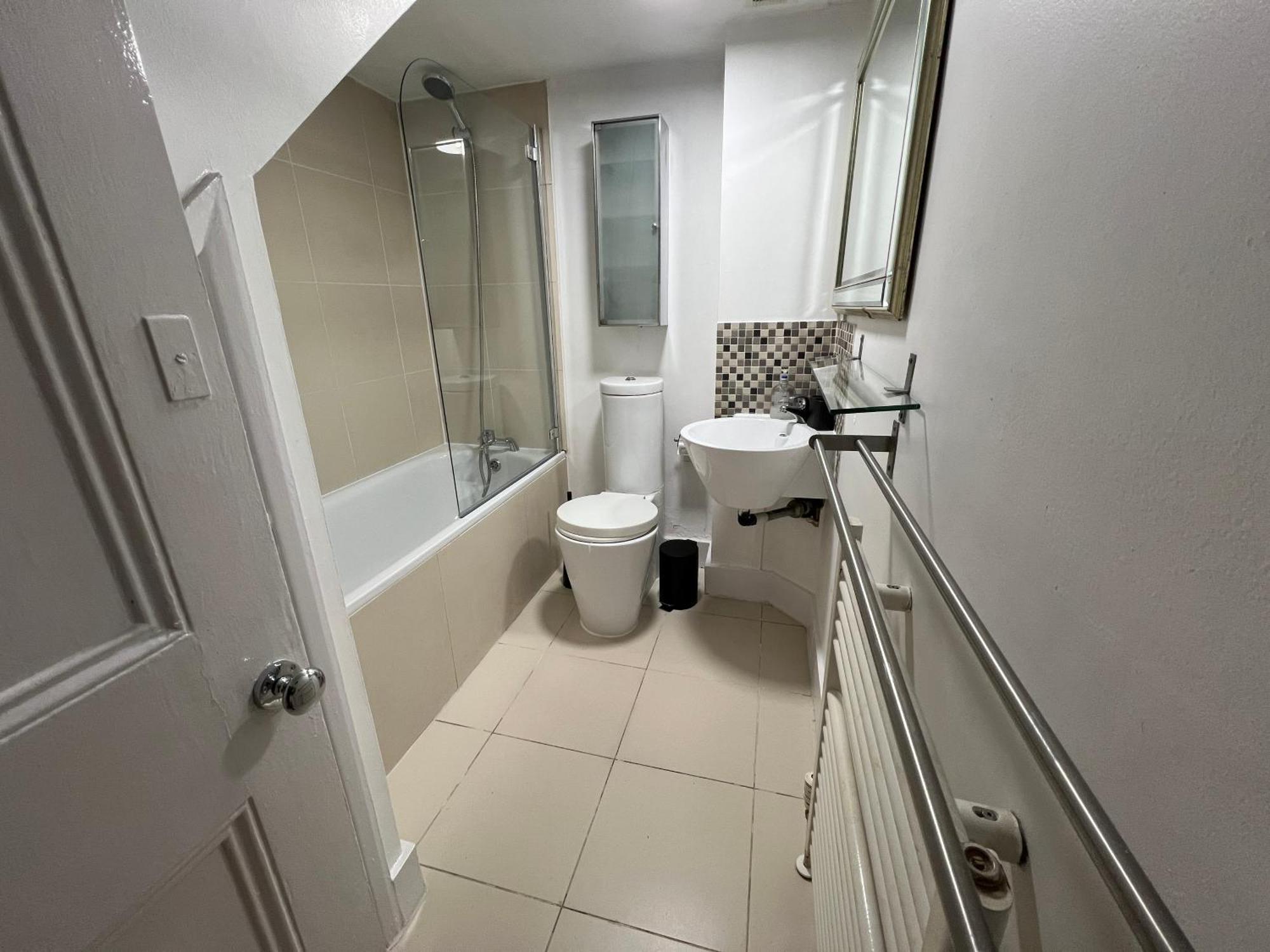 Fulham Tranquil 2bd King Bed With Parking & Gdn Apartment *