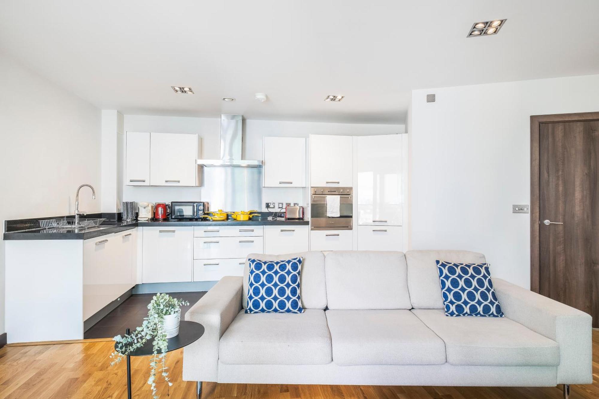 Battersea Serviced * London