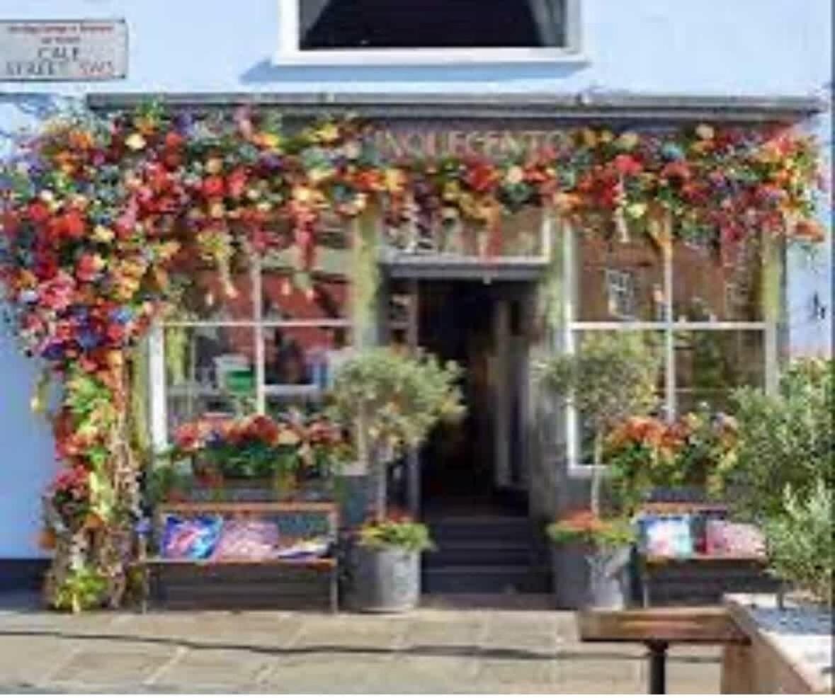 Rare Find, Beautiful On Chelsea Ferienhaus London