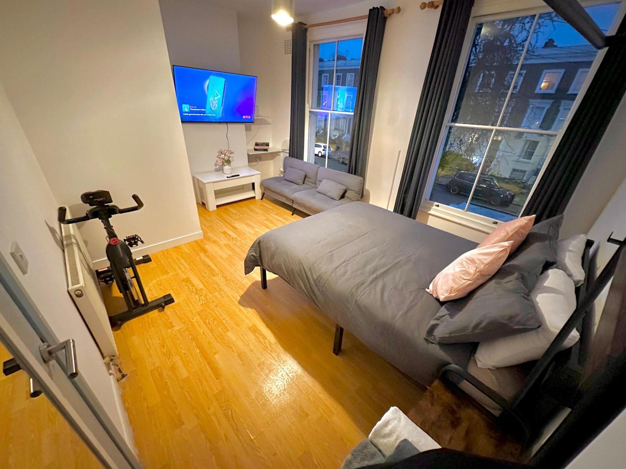 41b Flat Near Zone 1 Apartment