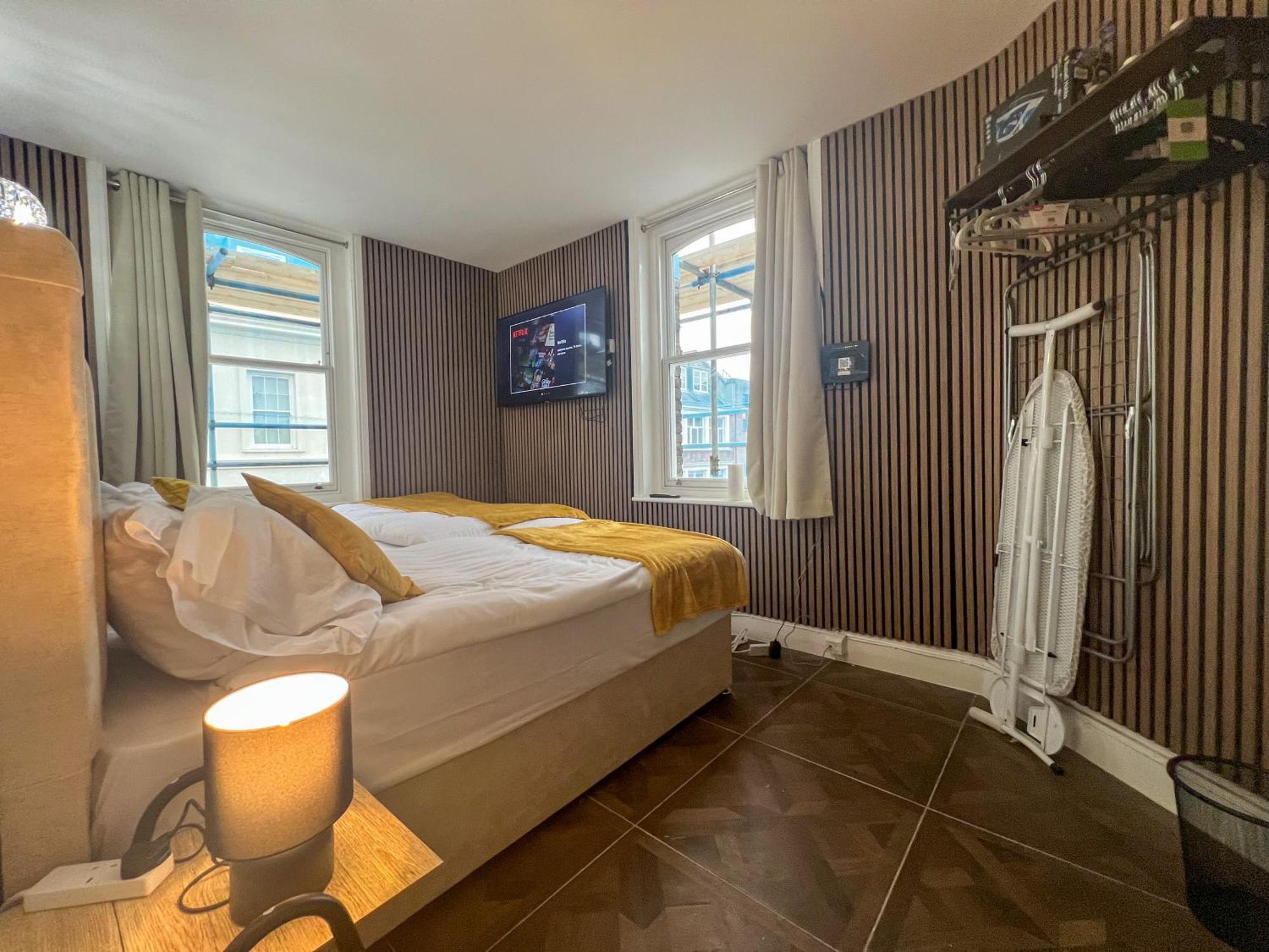 Studio In The Heart Of Sohos Nightlife No Lift Gs4 *