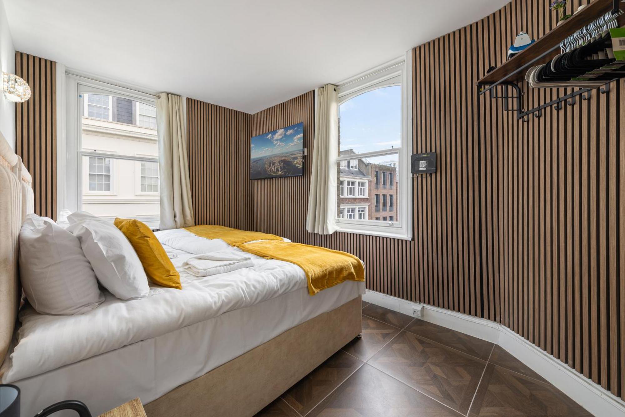 Apartment Studio In The Heart Of Sohos Nightlife No Lift Gs4