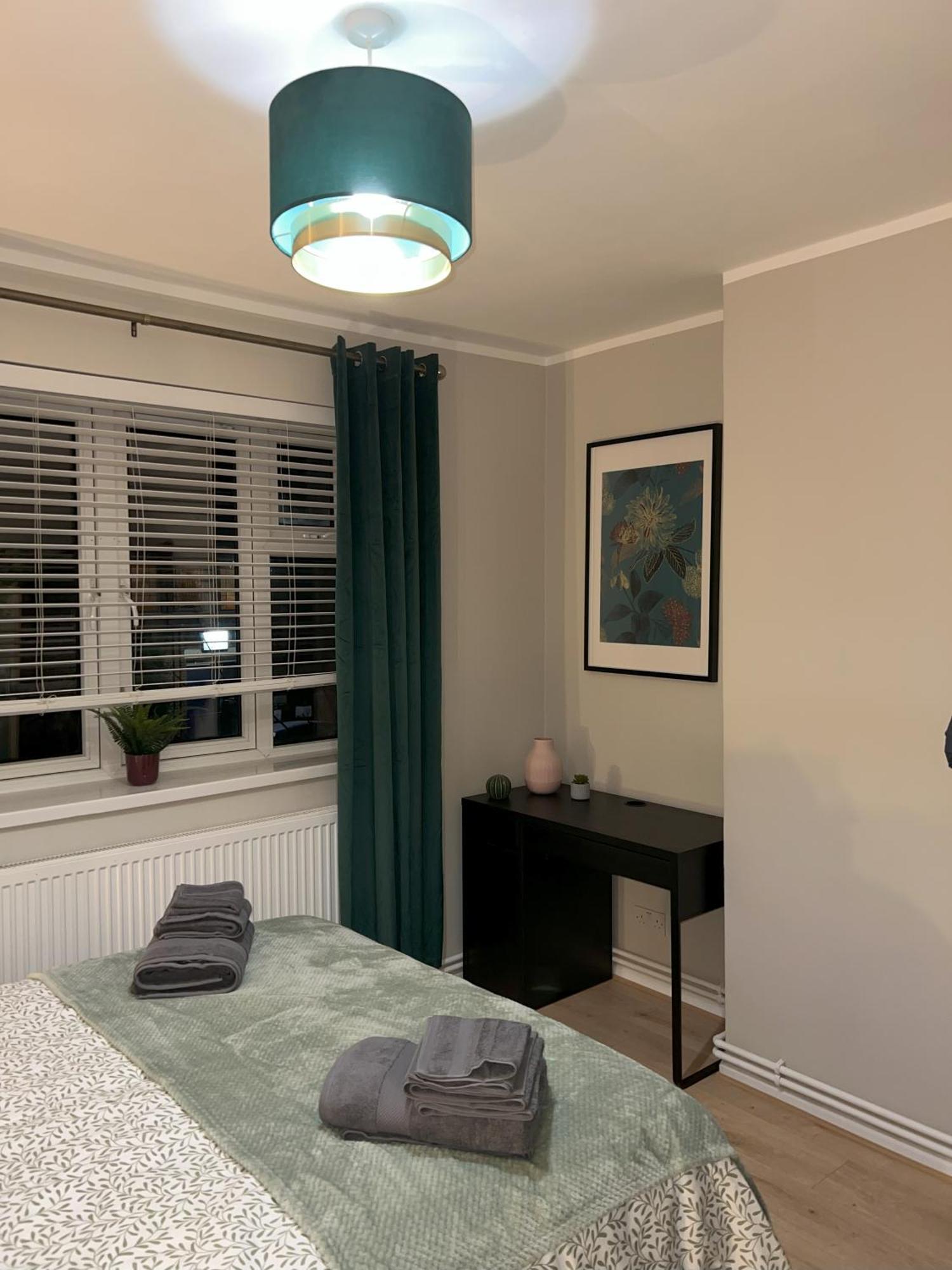 Apartment Spacious & Modern Family Gem *
