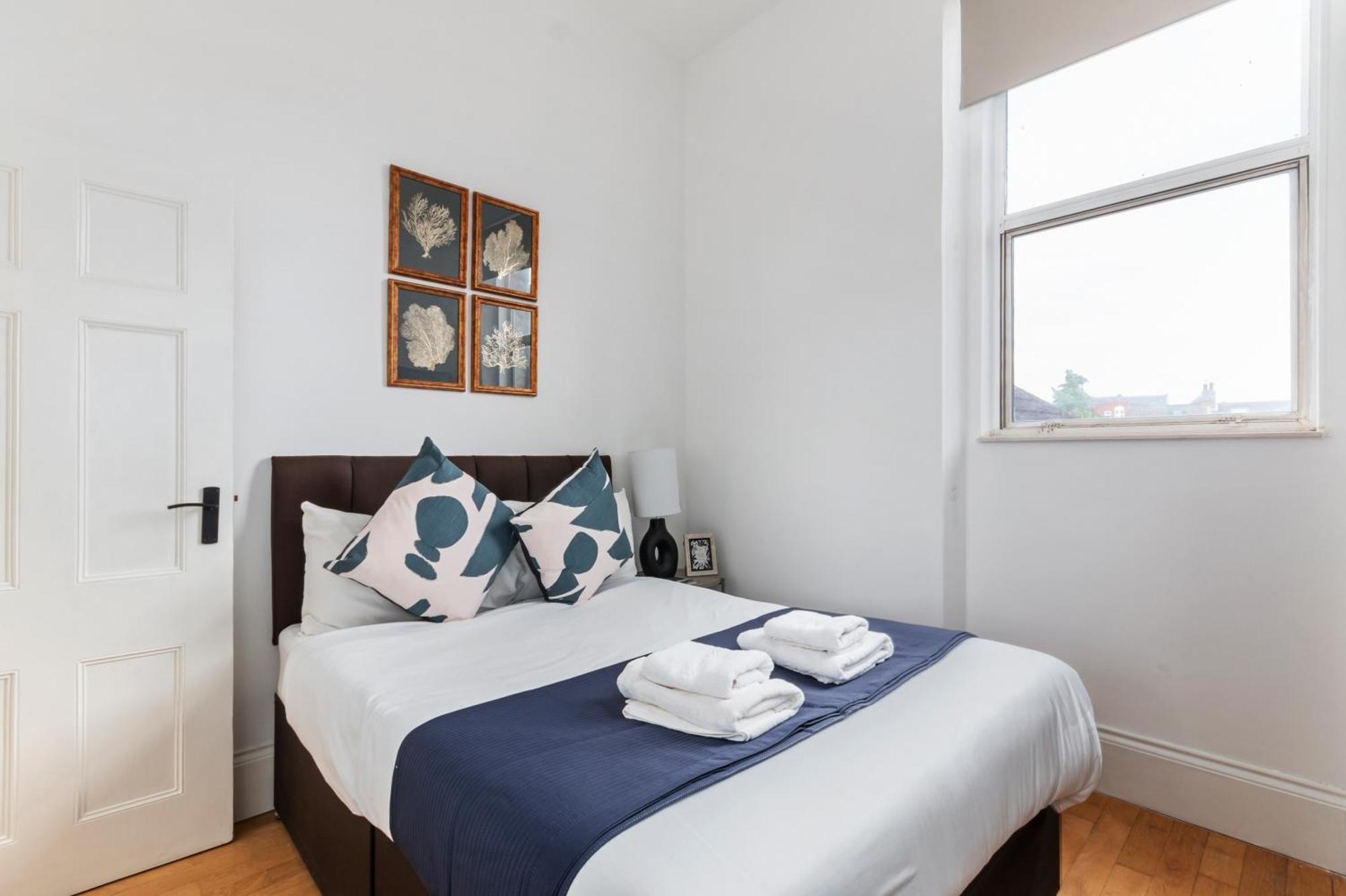 Tranquil In Apartment *