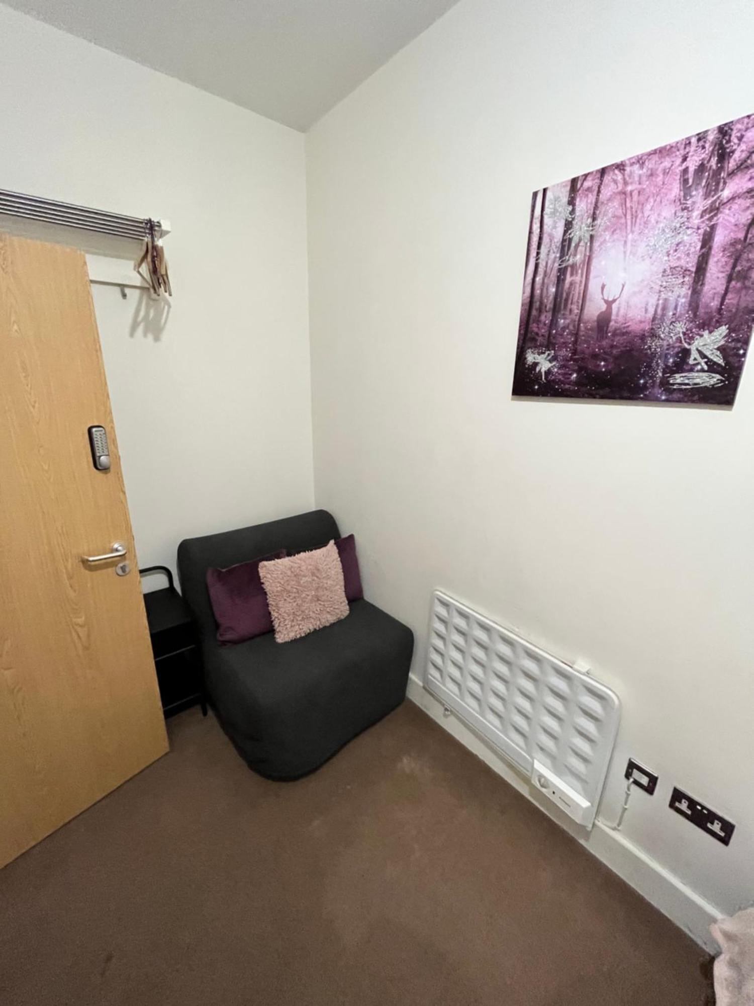 Homestay Euston Private Bedrooms 161 Flat1 *