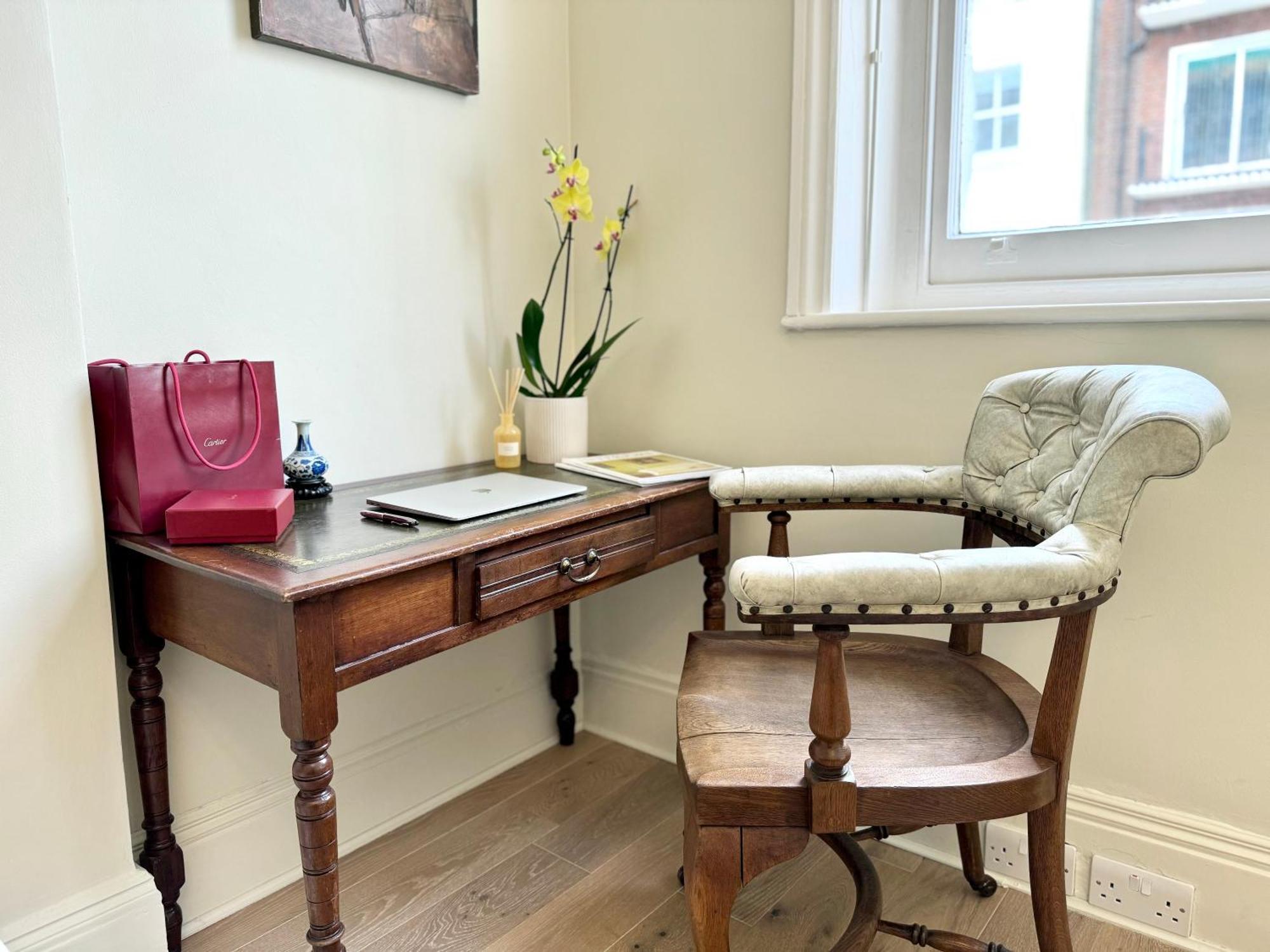 Chic Marylebone Studio, Walk To Oxford Street Or Regent's Park, By The Design Traveller