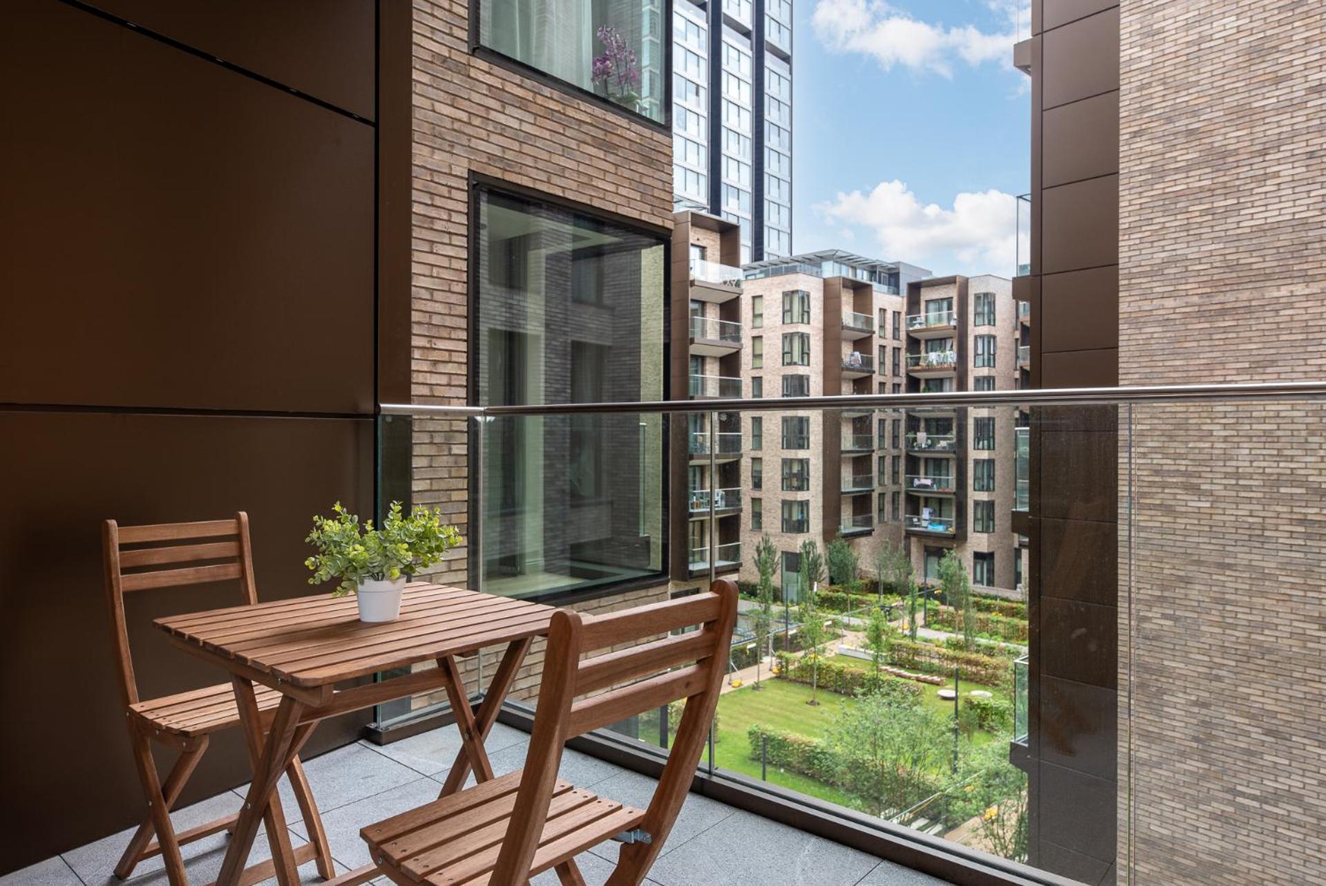 Lavish 2 Bedroom Flat With Private Balcony In Clerkenwell, Barbican Londres