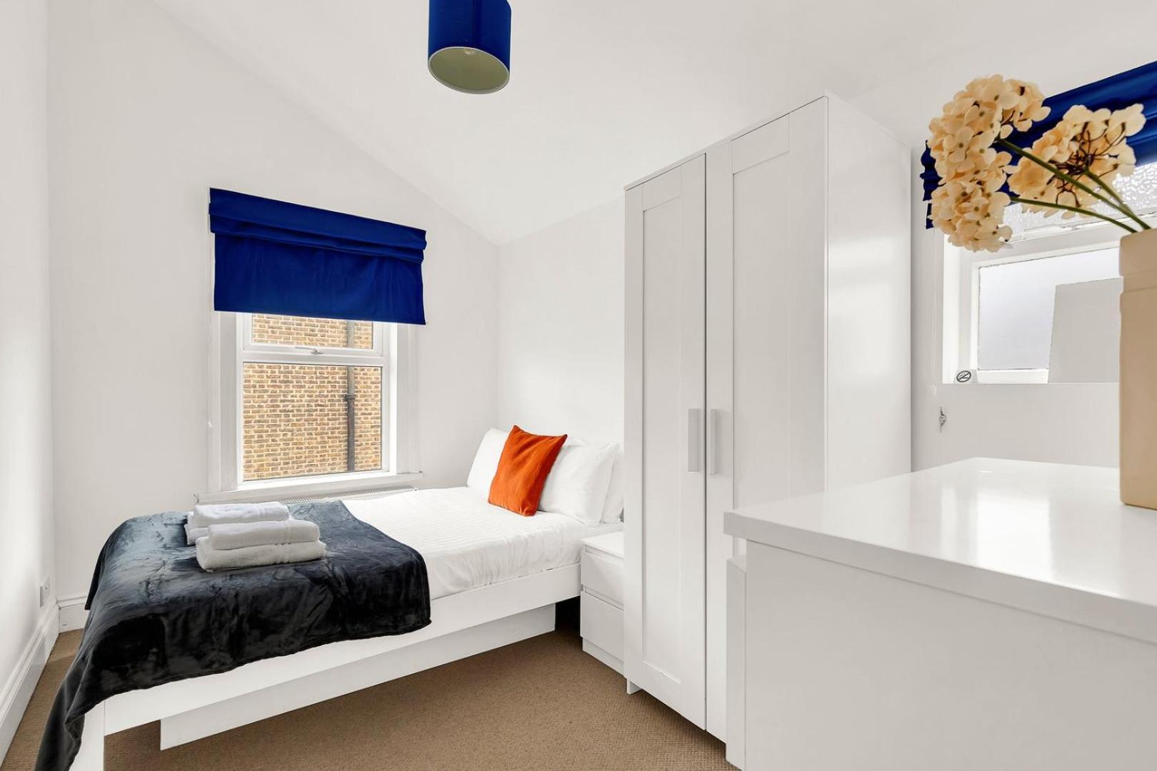 Charming Golborne Escape Holiday home London