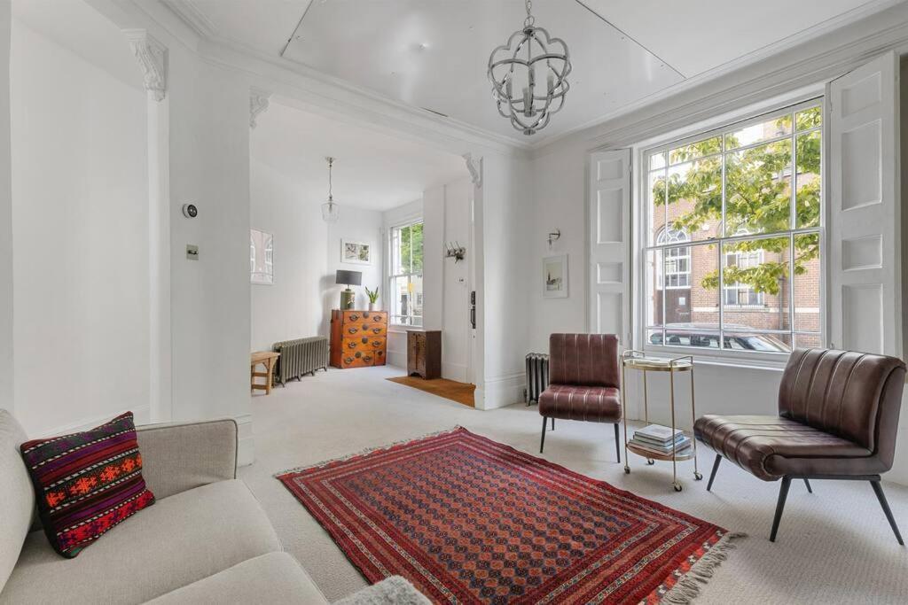 Apartment Family House Up To 8ppl With Rooftop Terrace London