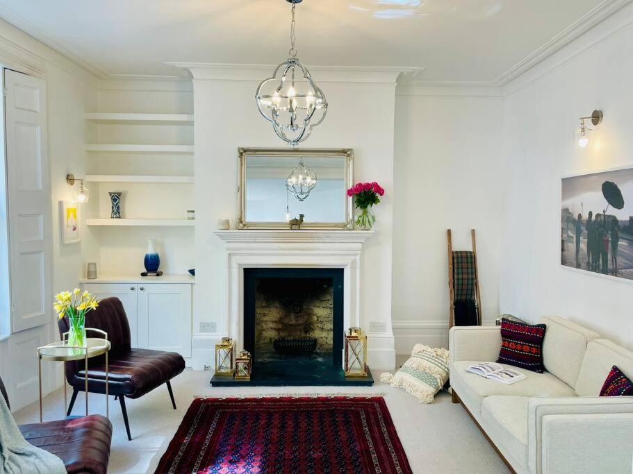 Apartment Family House Up To 8ppl With Rooftop Terrace