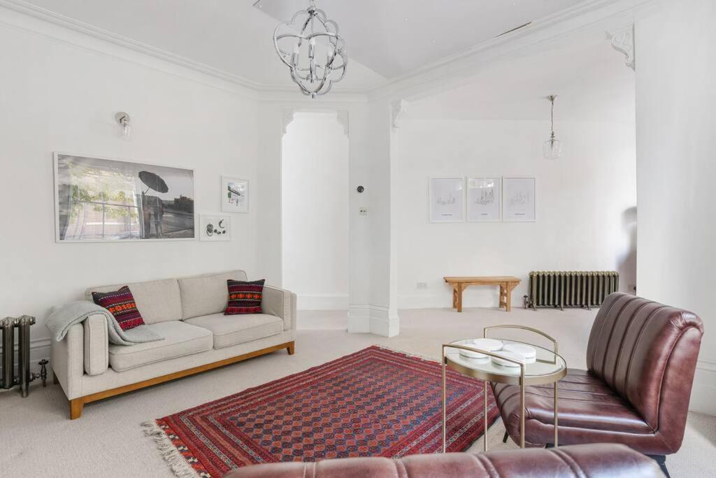 Apartment Family House Up To 8ppl With Rooftop Terrace