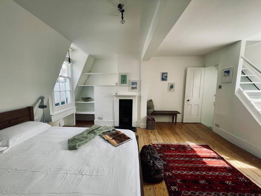 Family House Up To 8ppl With Rooftop Terrace Apartment *