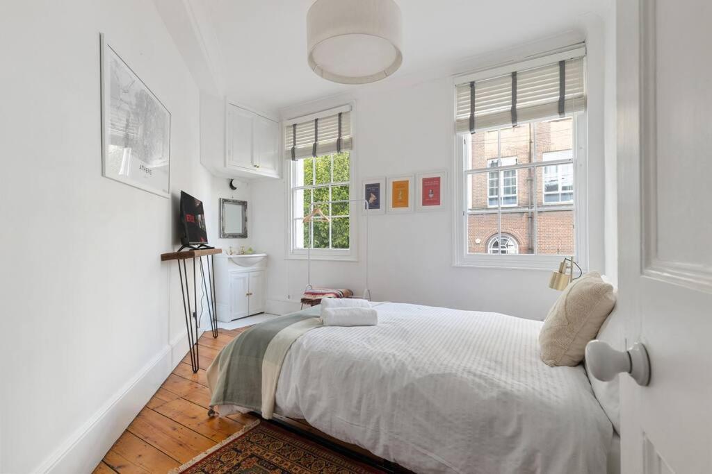 Apartment Family House Up To 8ppl With Rooftop Terrace London
