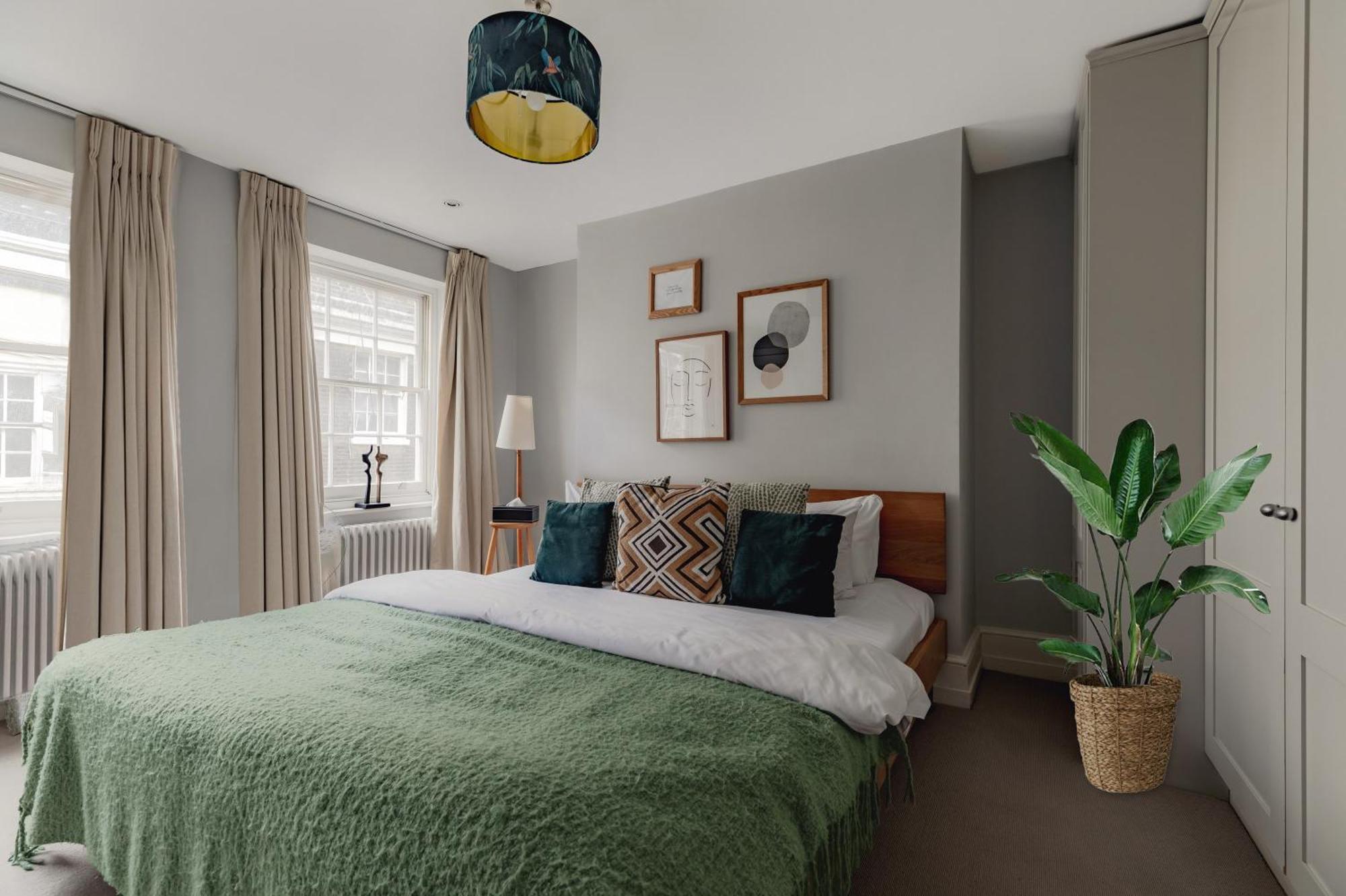 Apartment 1st Class Covent Garden Residences For 1st Class Guests