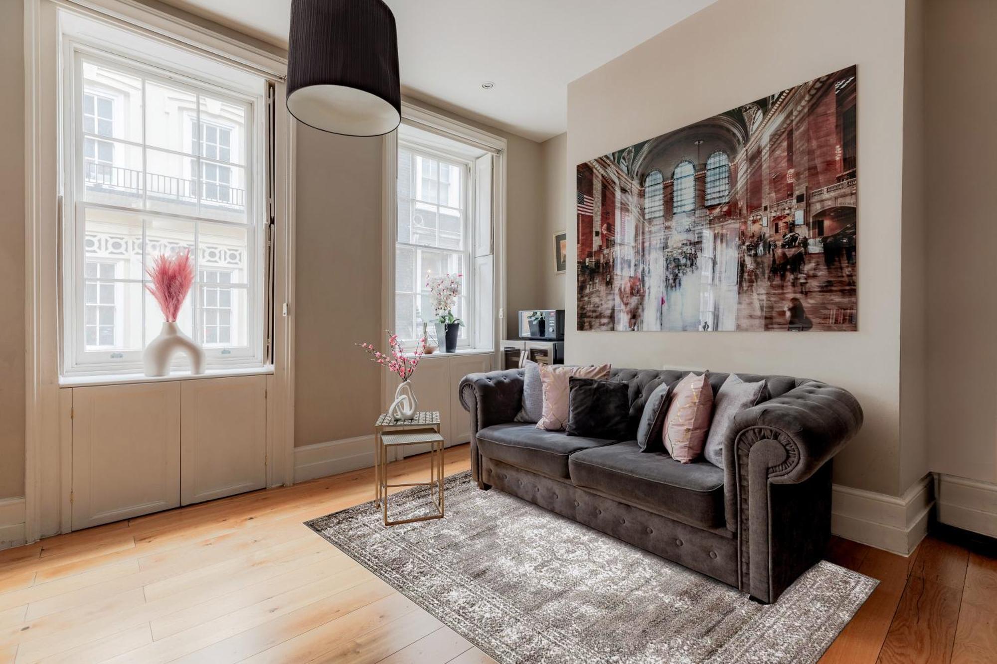 1st Class Covent Garden Residences For 1st Class Guests Apartment London