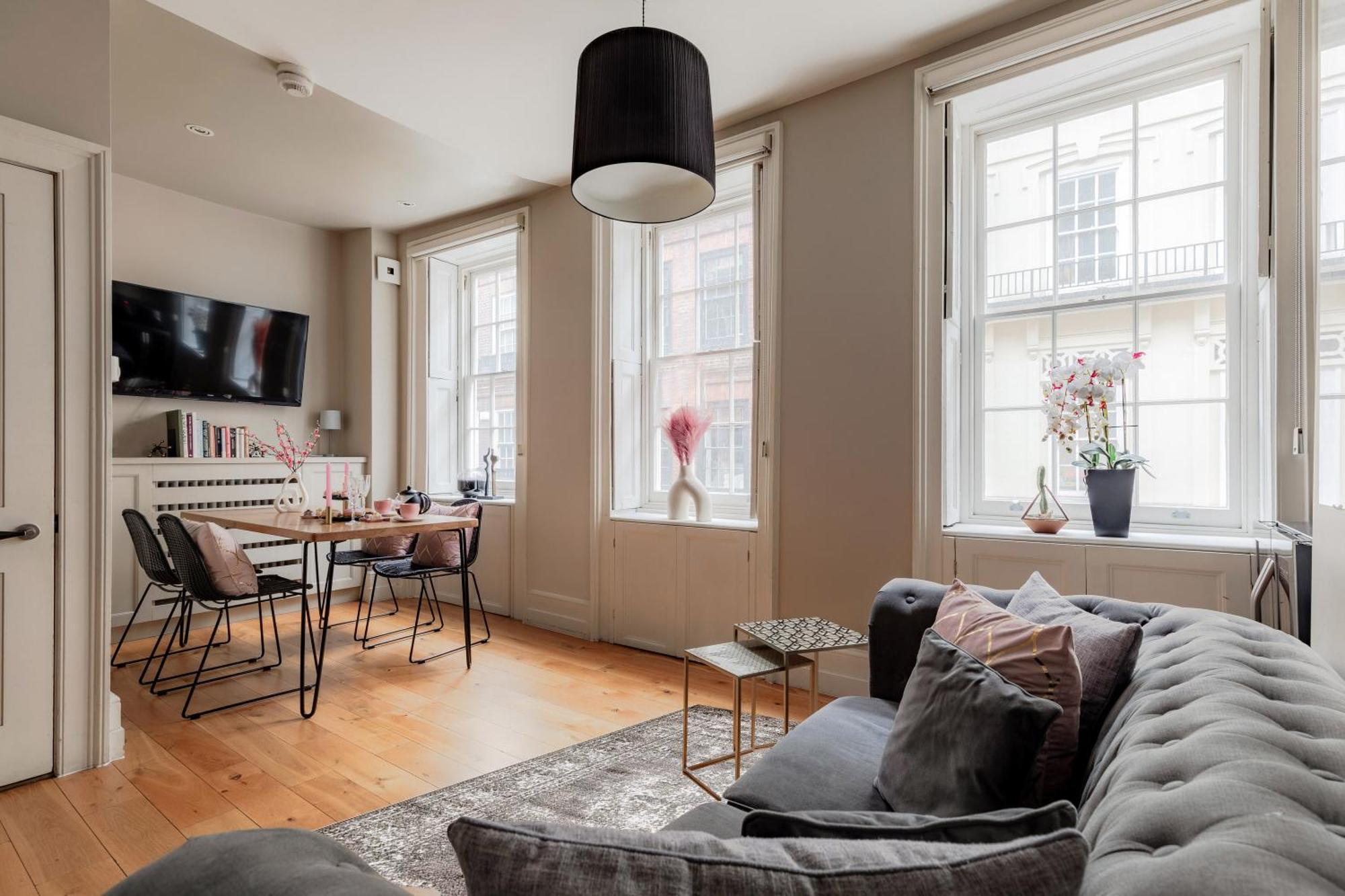 1st Class Covent Garden Residences For 1st Class Guests Apartment *