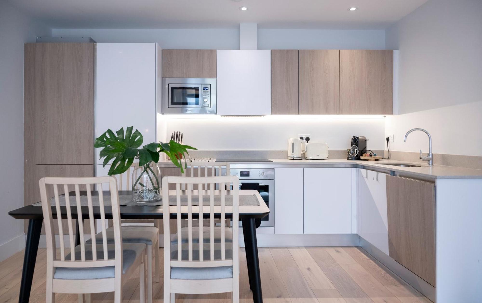 Palmer - Elephant & Castle Apartment *