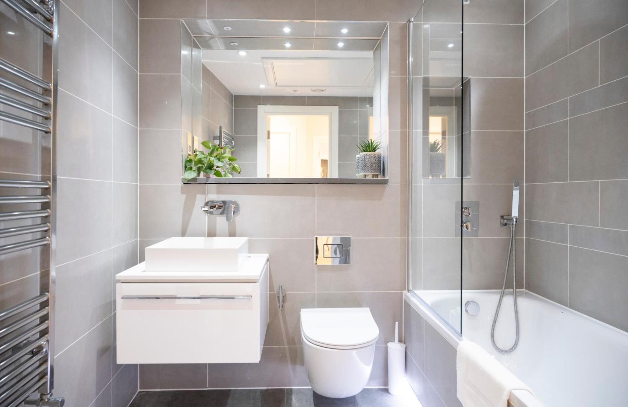 Palmer - Elephant & Castle Apartment London