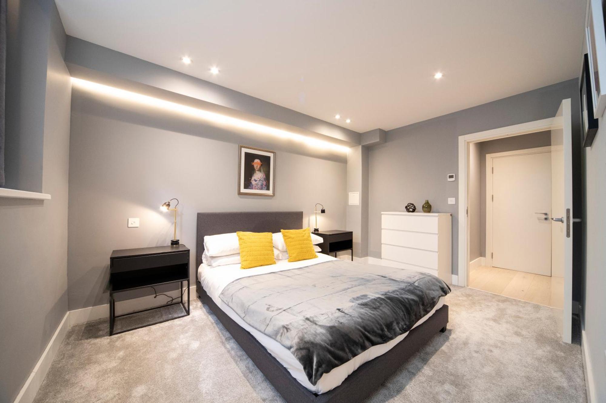 Palmer - Elephant & Castle Apartment *