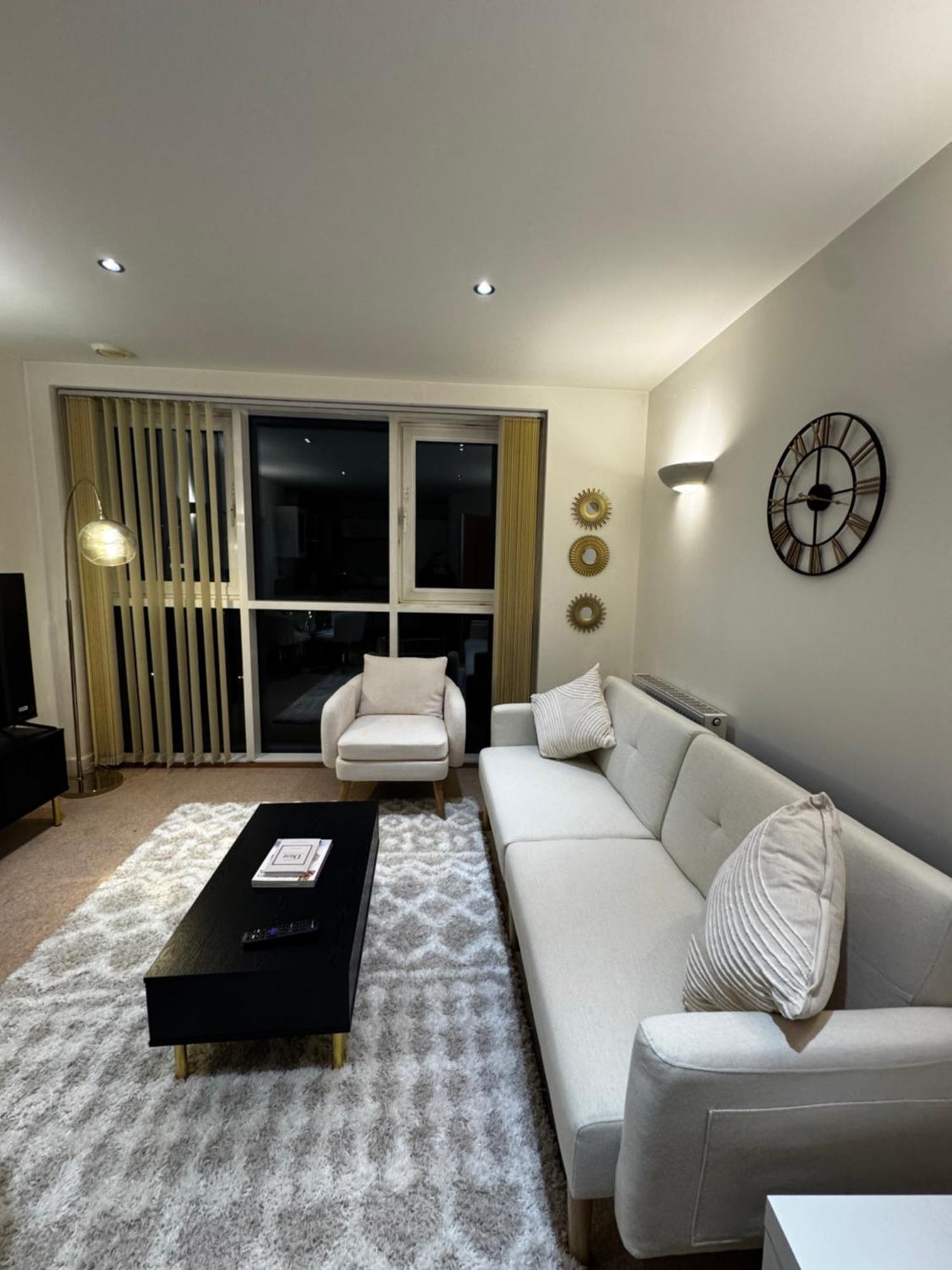 Entire Flat O2 Cable Cars London