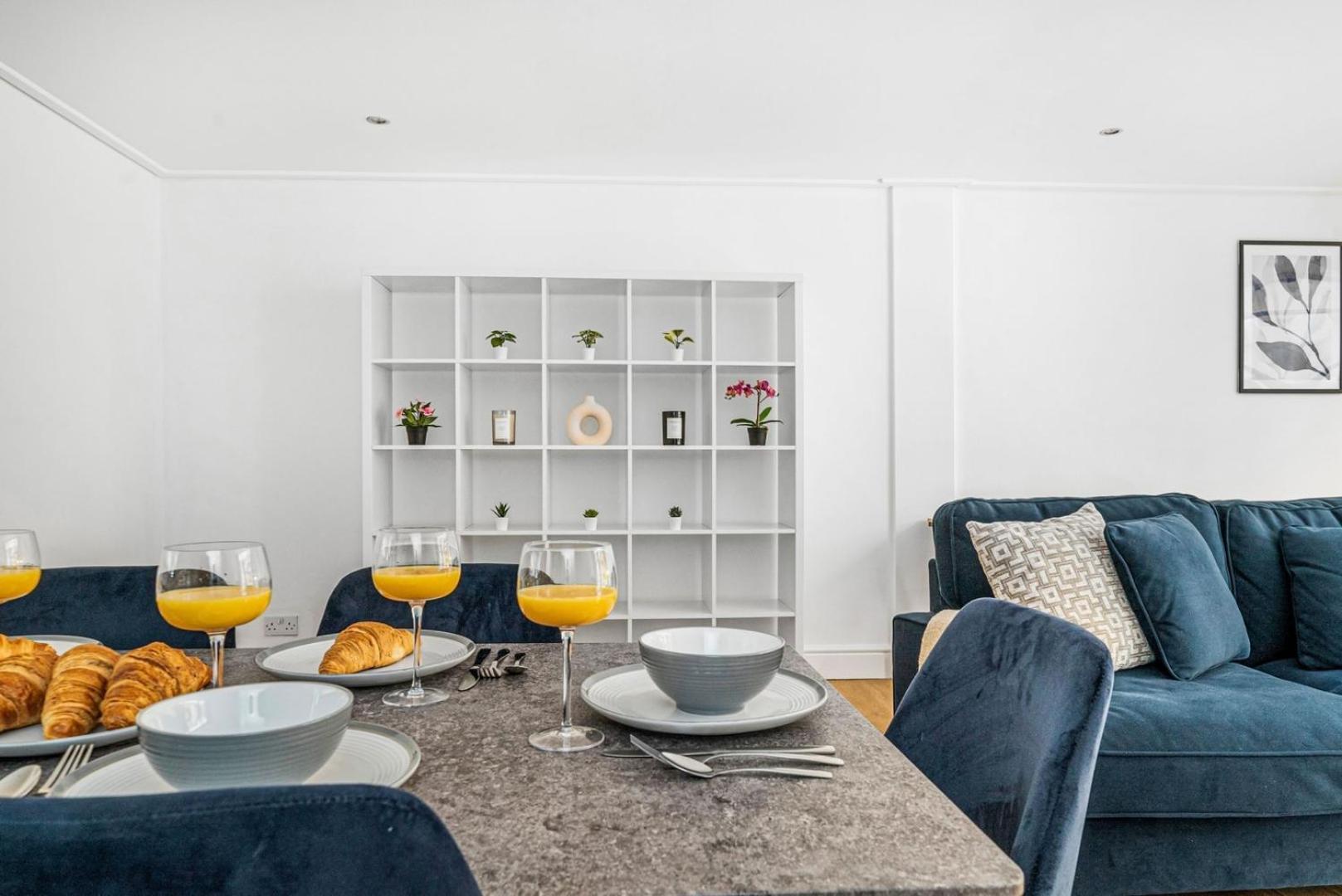 Bnbnook - 2br With Patio - Covent Garden & Strand Apartment