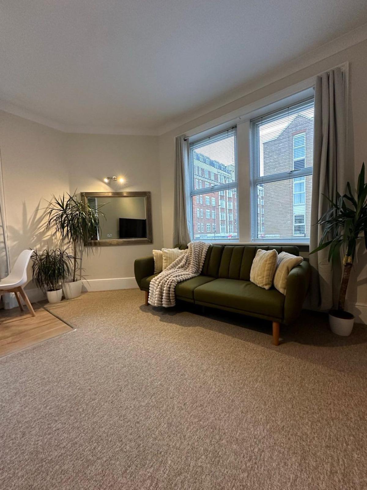 Luxury 1 Bed In The Heart Of Fulham Apartment