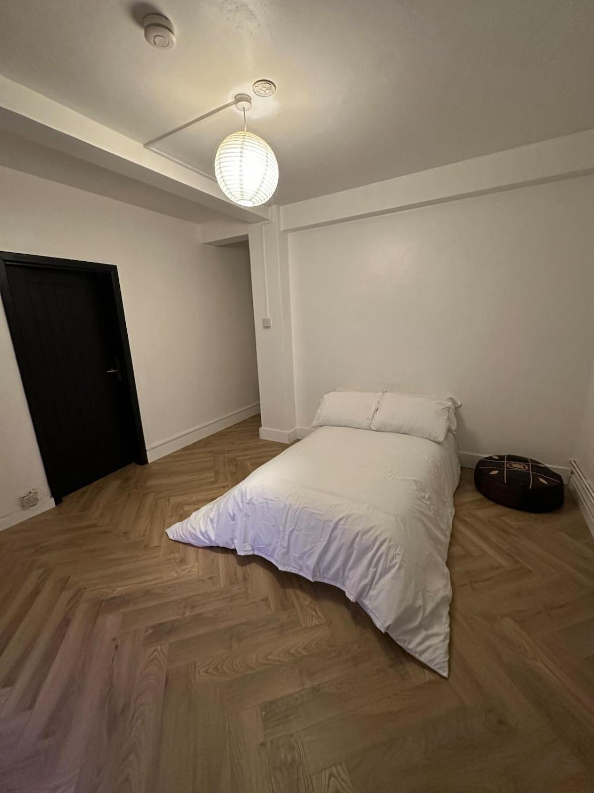 2 Bedroom Flat By Bridge & The Shard Apartment