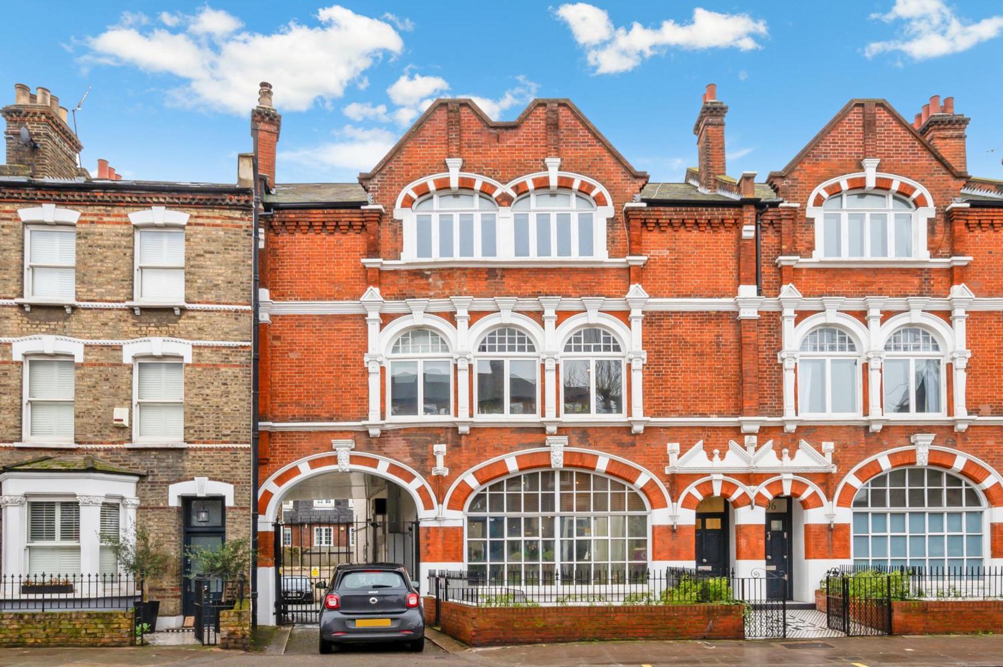 Fulham Unique & Large Flat With 2 Full En-suites