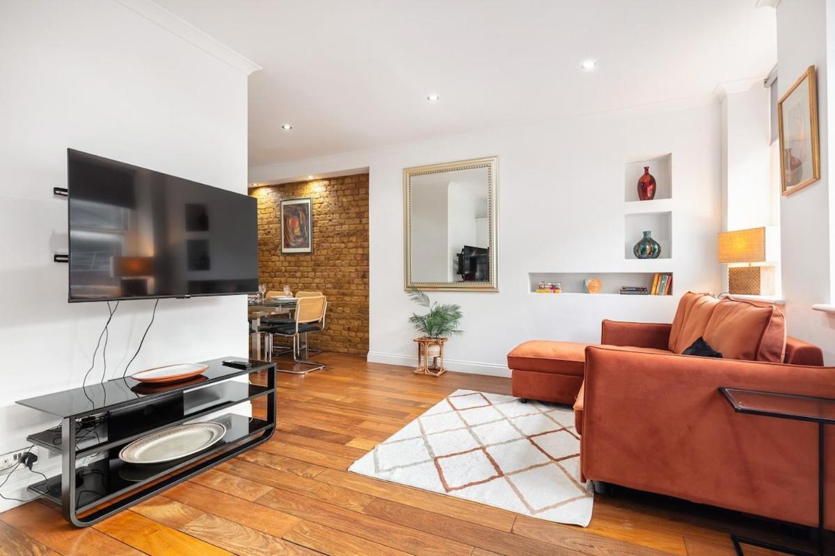 Charming Covent Garden, Air-con Sleeps 6