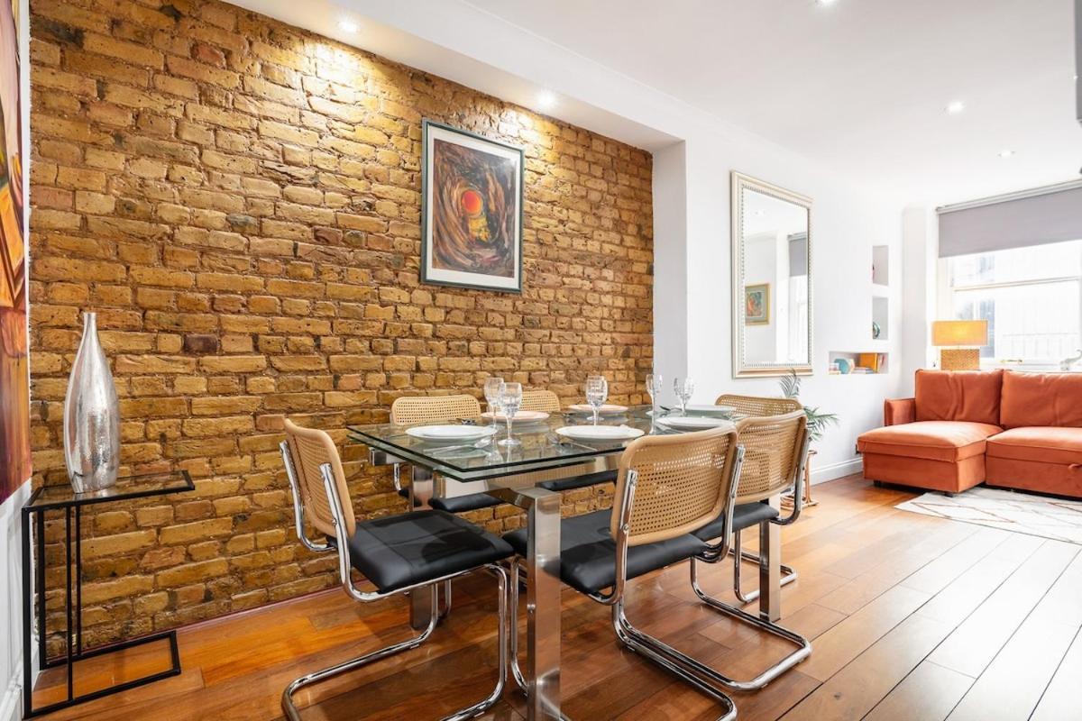 Charming Covent Garden, Air-con Sleeps 6