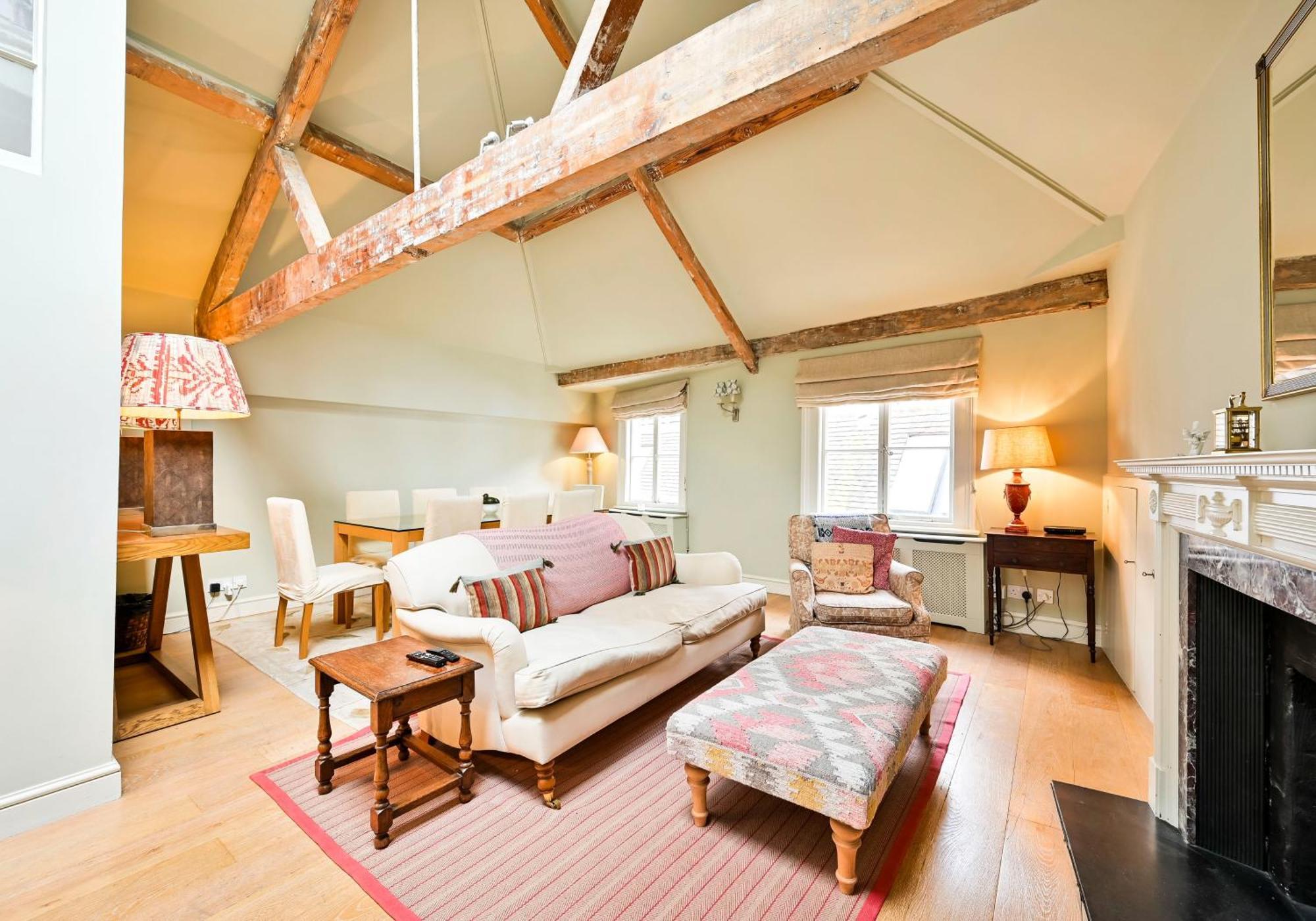 Holiday home Traditional Mews In Westminster