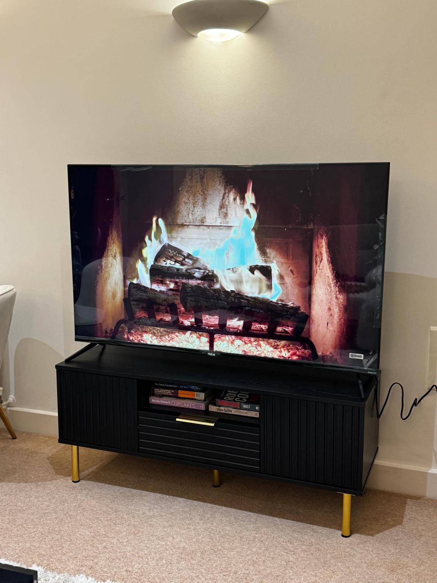 Entire Flat Excel, Ifs Clouds, O2 Arena, Airport Apartment *